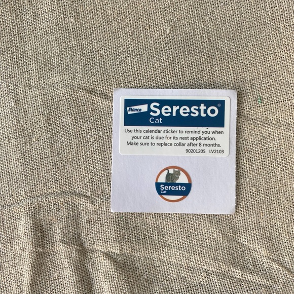 2 Pack Seresto Flea & Tick Collar for Cats, 8-Month Protection - Picture 3 of 11